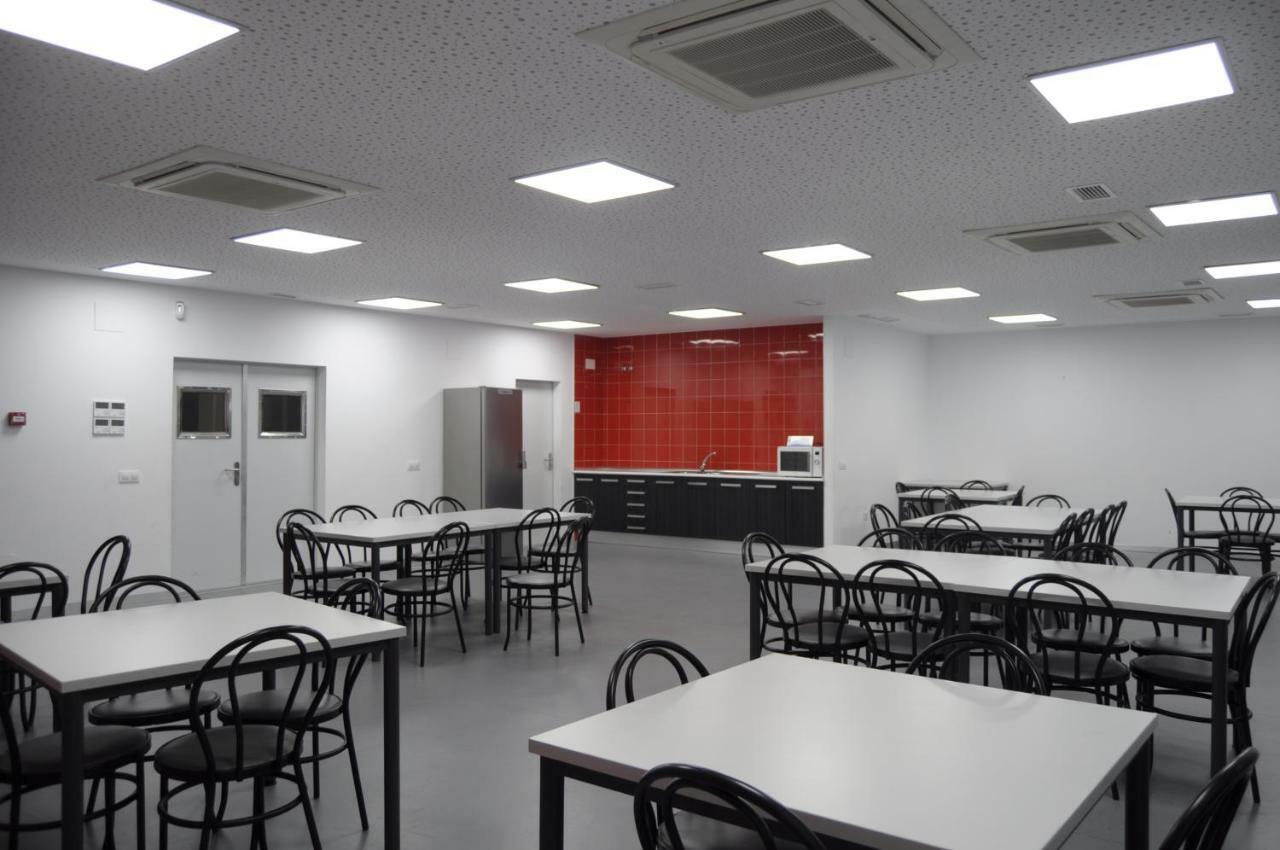 Albergue Arroyo De La Luz Bagian luar foto